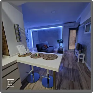  Aparthotel Loft Jerez Spanien