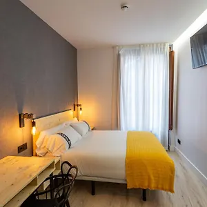  Gasthof Casual Fuentes Spanien